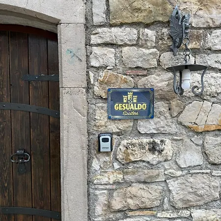 Gesualdo Suites 3* Gesualdo