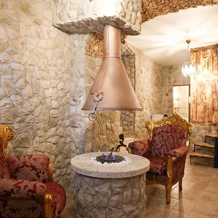 Gesualdo Suites Pensión 4*