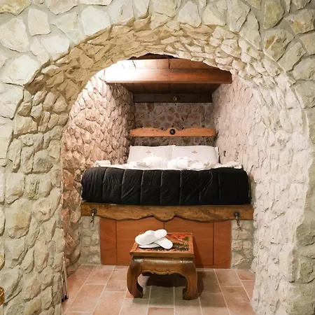 Gesualdo Suites Pensionat 4*
